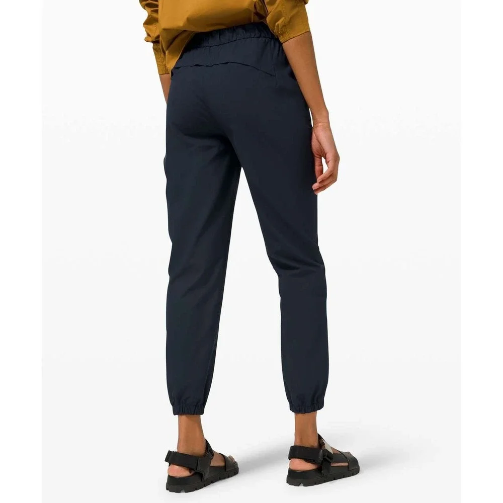 Lululemon Warpstreme High-Rise 7/8 Jogger True‎ Navy Size 26